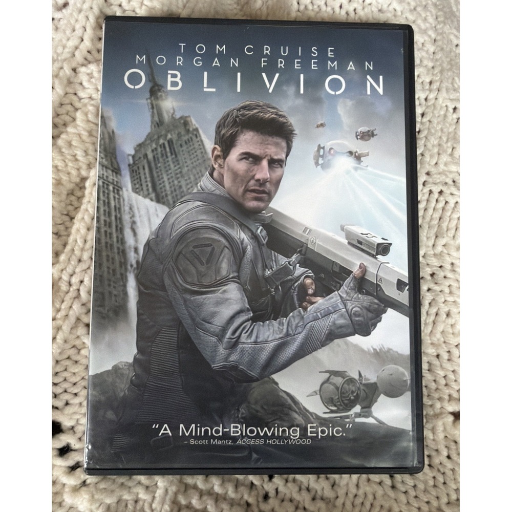 Oblivion DVD Tom‎ Cruise & Morgan Freeman